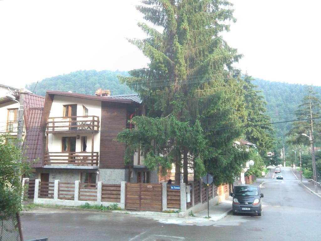 La Buni Buşteni Exterior foto